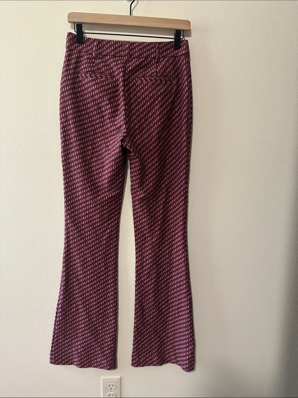 Anthropologie The Essential Slim Flared Pants size US 2